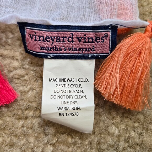 NWOT Vineyard Vines Lightweight Cotton Summer Scarf with Tassles - Picture 3 of 10